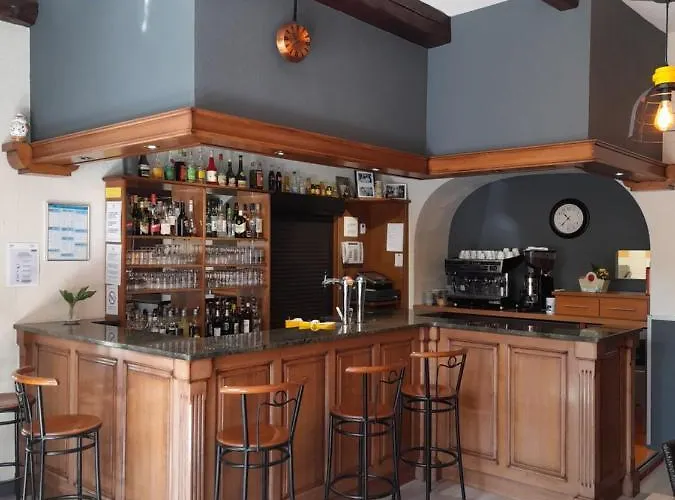 호텔 Relais Du Bois Du Four 2*