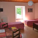 Relais Du Bois Du Four Saint-Léons