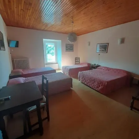 Relais Du Bois Du Four Saint-Leons