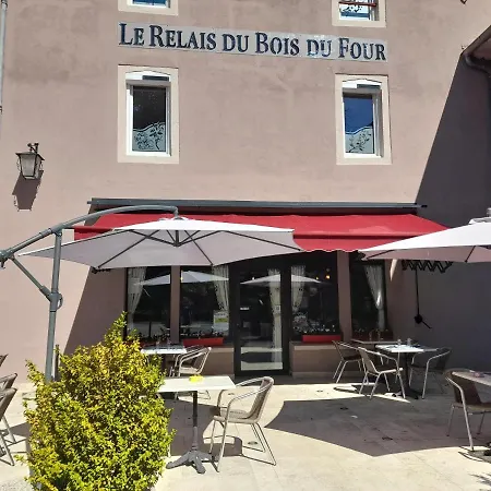 Relais Du Bois Du Four 2*