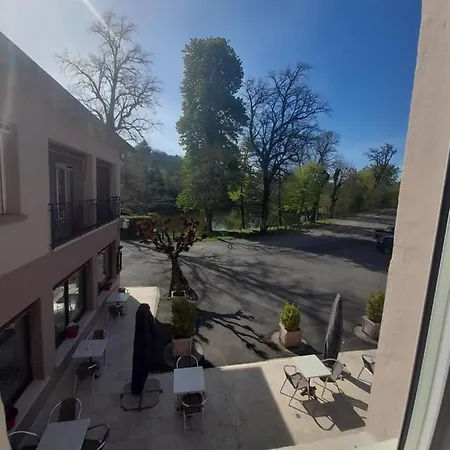 Relais Du Bois Du Four 2* Saint-Léons