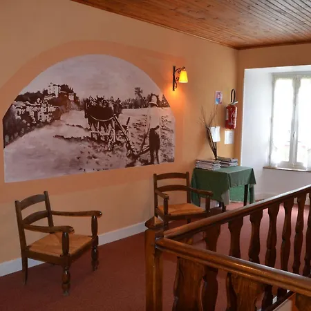 מלון Relais Du Bois Du Four Saint-Léons